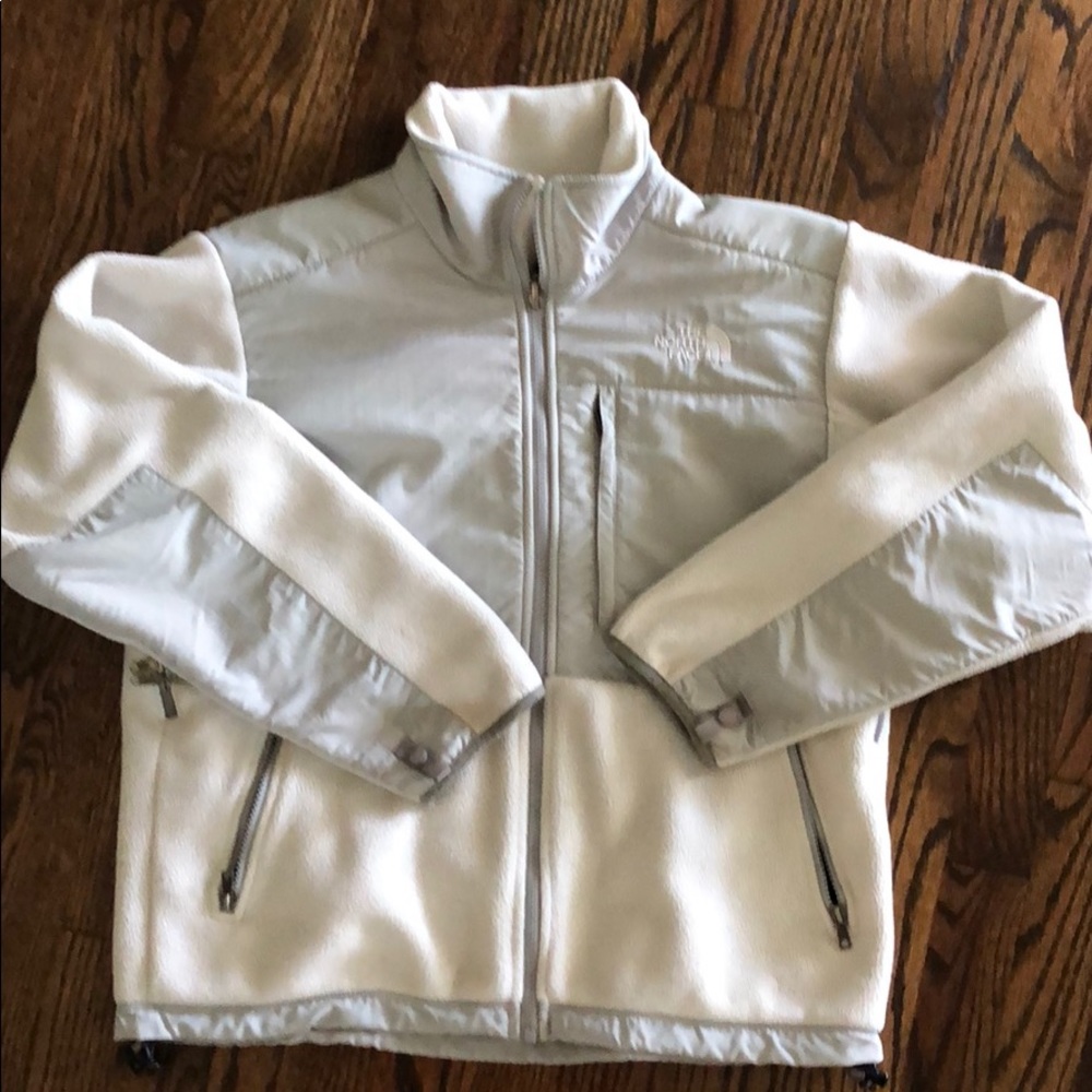 Women’s north face zip up jacket